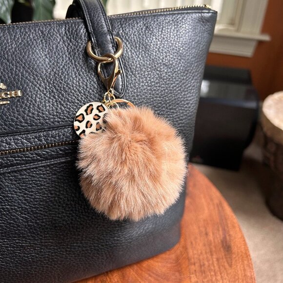 New POM POM LEOPARD Bag Charm Tan Gold Tone Hardware - Picture 6 of 7